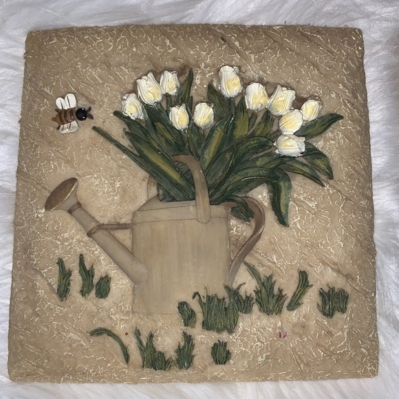 Set of 2 Signed Cheri Bloom Wall Plaques - Picture 6 of 7